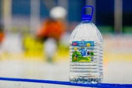Детский турнир по хоккею с шайбой BELKA CAP в Гомеле с водой Maqua